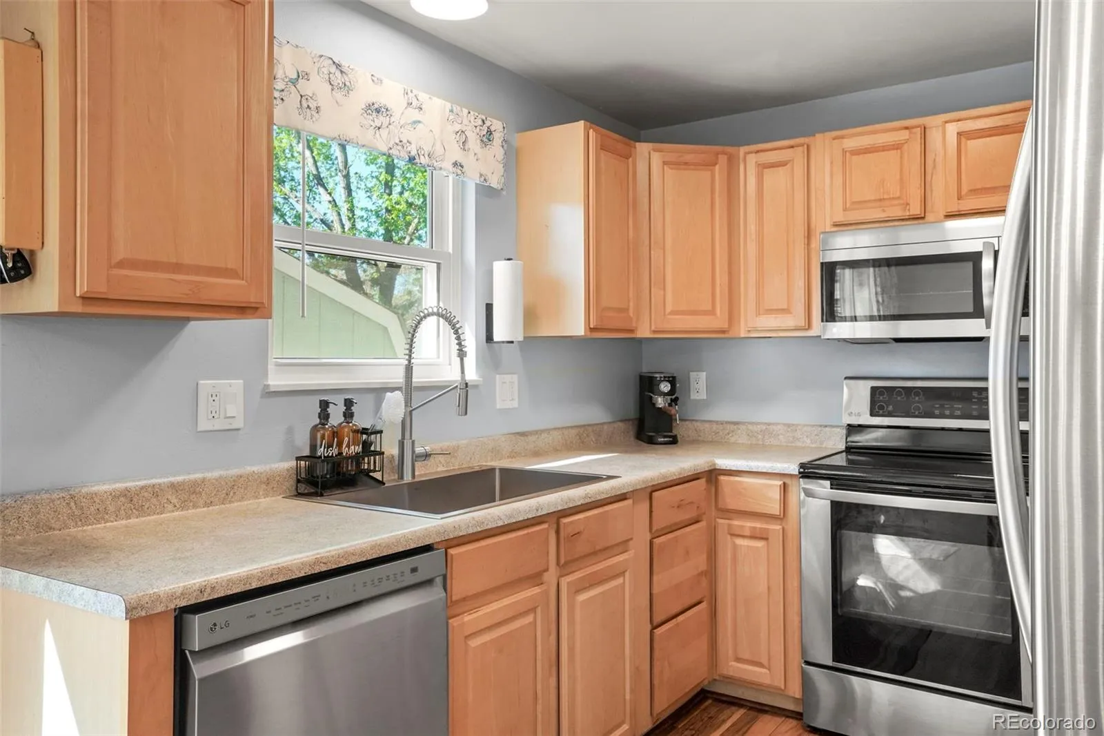 10930 Tennyson Court Westminster CO 80031 MLS #REC2376285 05192026011459 1600 12