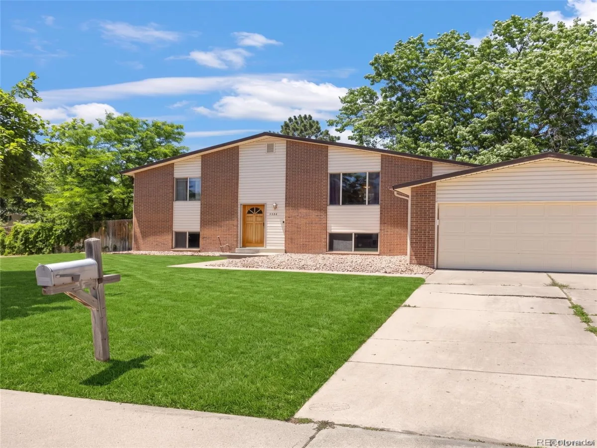 3347 S Laredo Court Aurora CO 80013 | MLS #REC2377980 07282026225712 1200 2