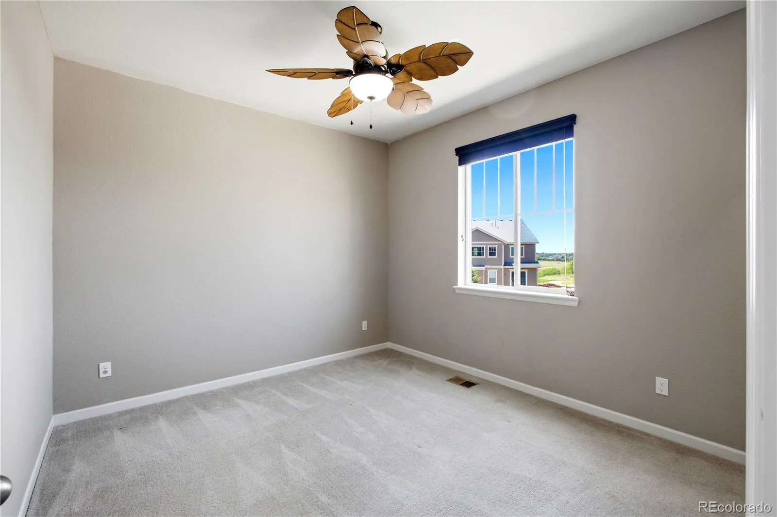 21980 E Union Drive Aurora CO 80015 MLS #REC2381499 06292026065453 1600 22