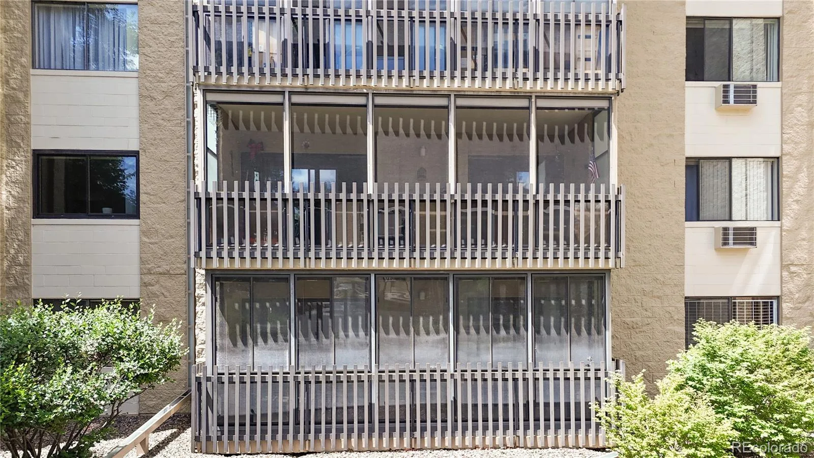 13661 E Marina Drive #110 Aurora CO 80014 MLS #REC2381653 06092026024605 1600 31