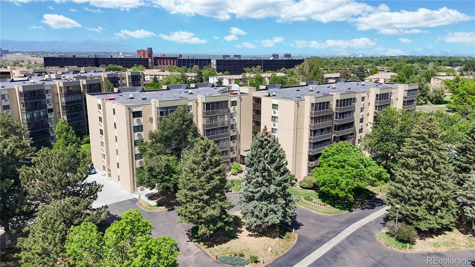 13661 E Marina Drive #110 Aurora CO 80014 MLS #REC2381653 06092026024605 1600 32