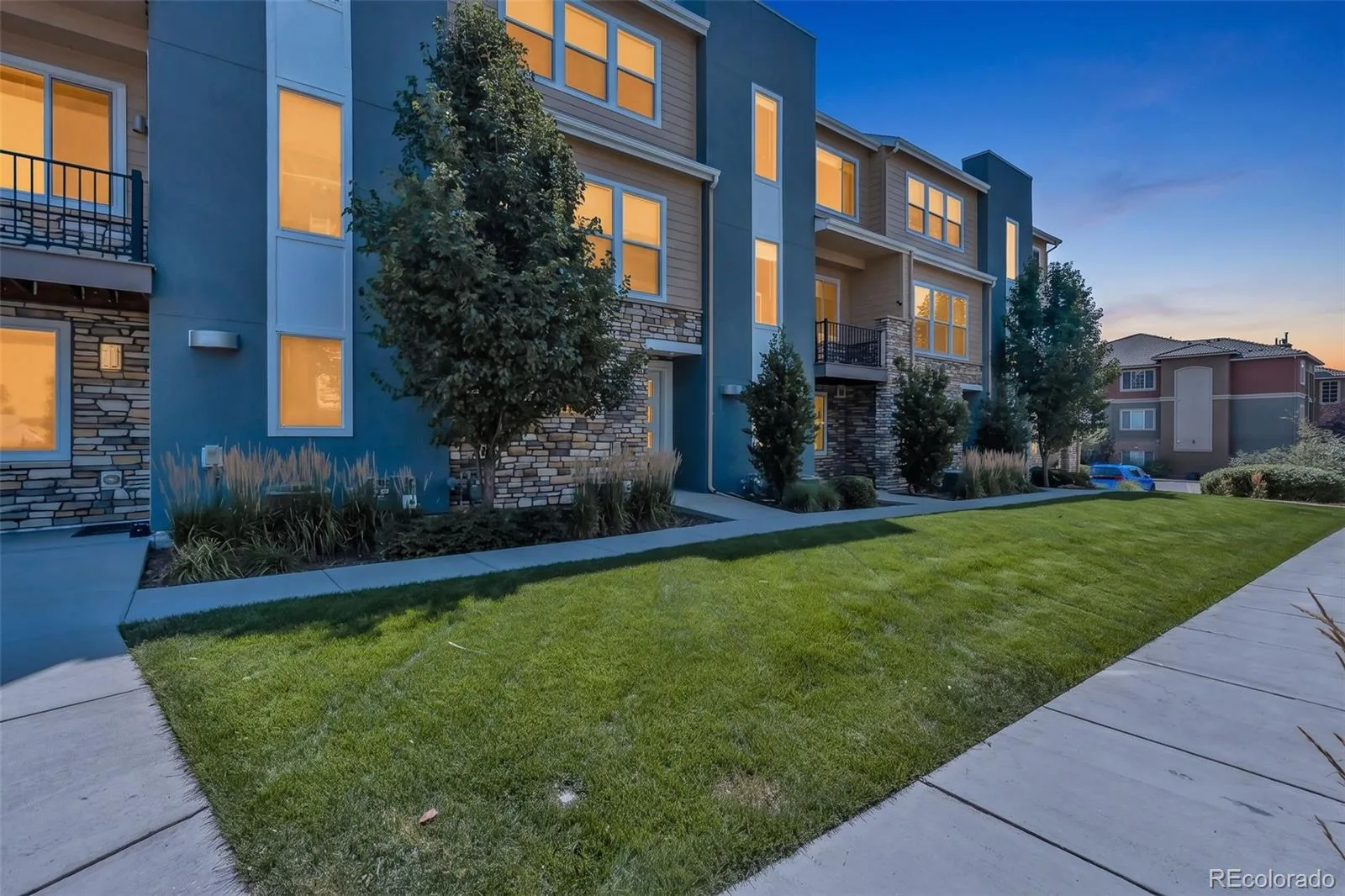 6741 S Tempe Court Aurora CO 80016 | MLS #REC2382661 08082026003028 1600 1