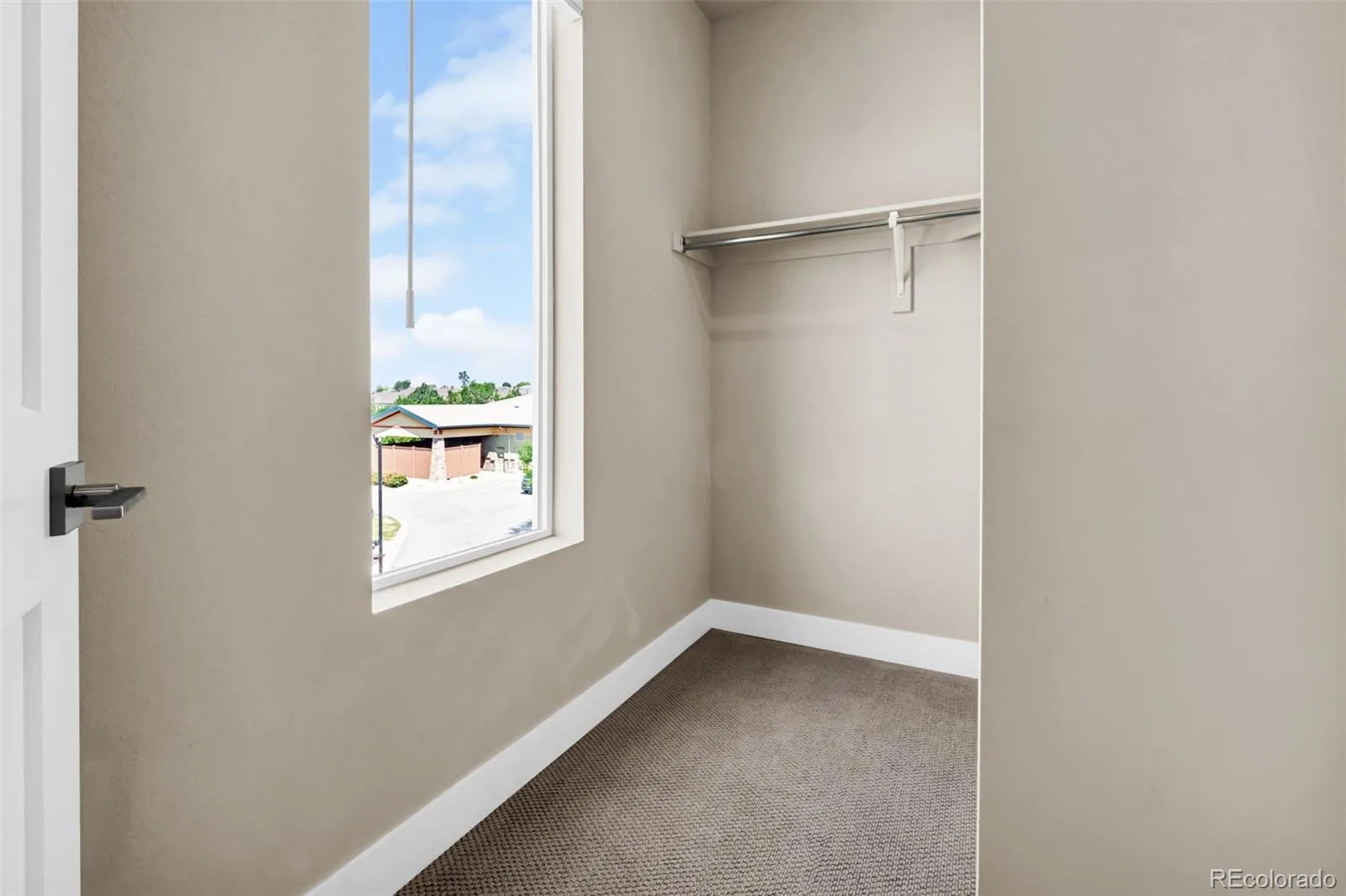 6741 S Tempe Court Aurora CO 80016 | MLS #REC2382661 08082026003028 1600 17