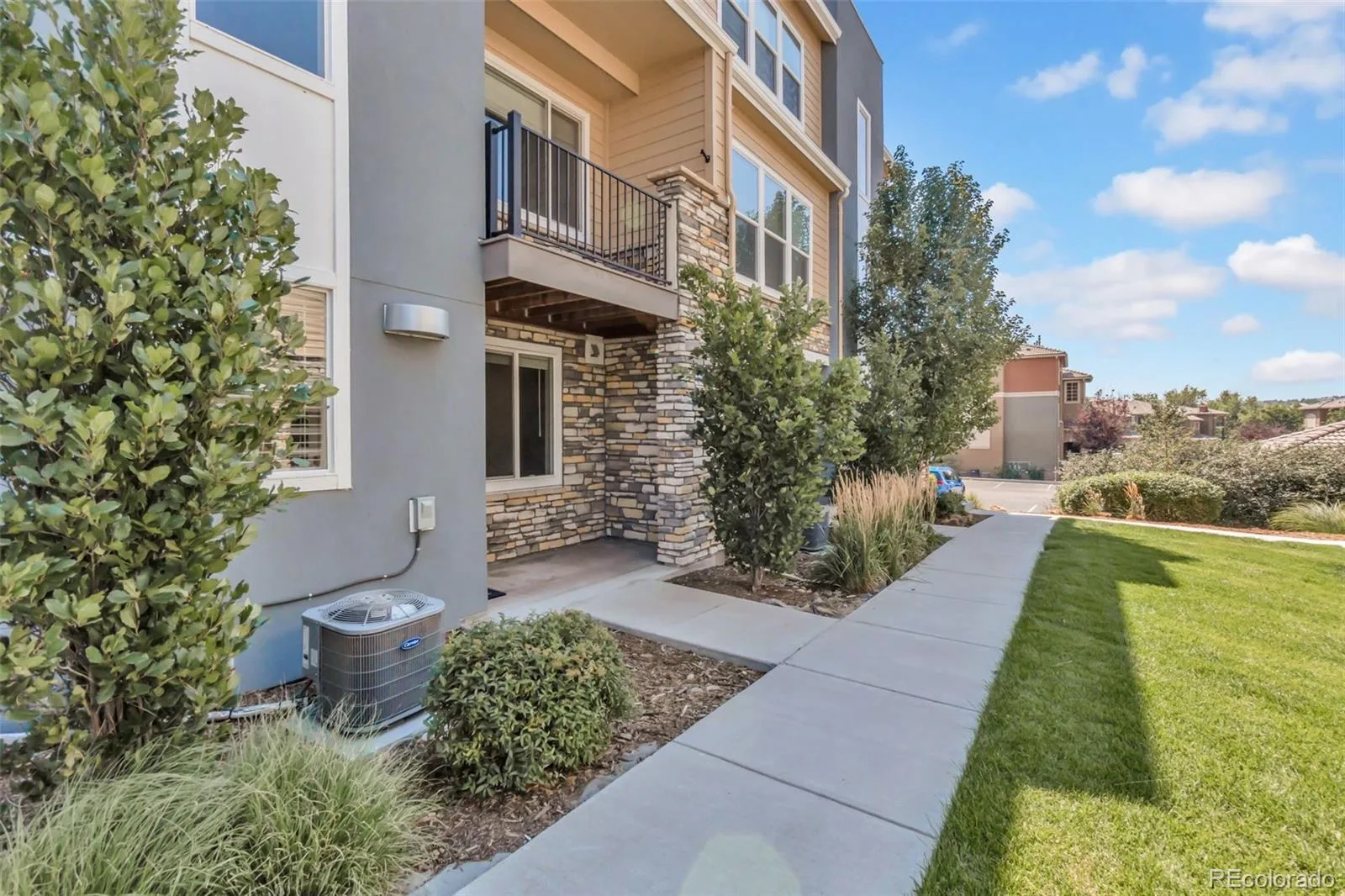 6741 S Tempe Court Aurora CO 80016 | MLS #REC2382661 08082026003028 1600 24