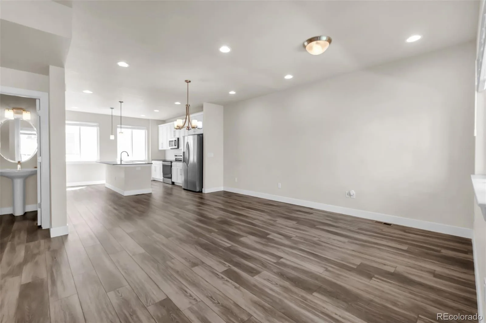 6741 S Tempe Court Aurora CO 80016 | MLS #REC2382661 08082026003028 1600 7