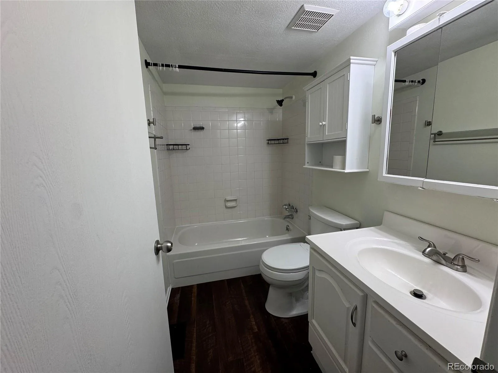 19727 E Oxford Drive Aurora CO 80013 | MLS #REC2383075 08272026232700 1600 12