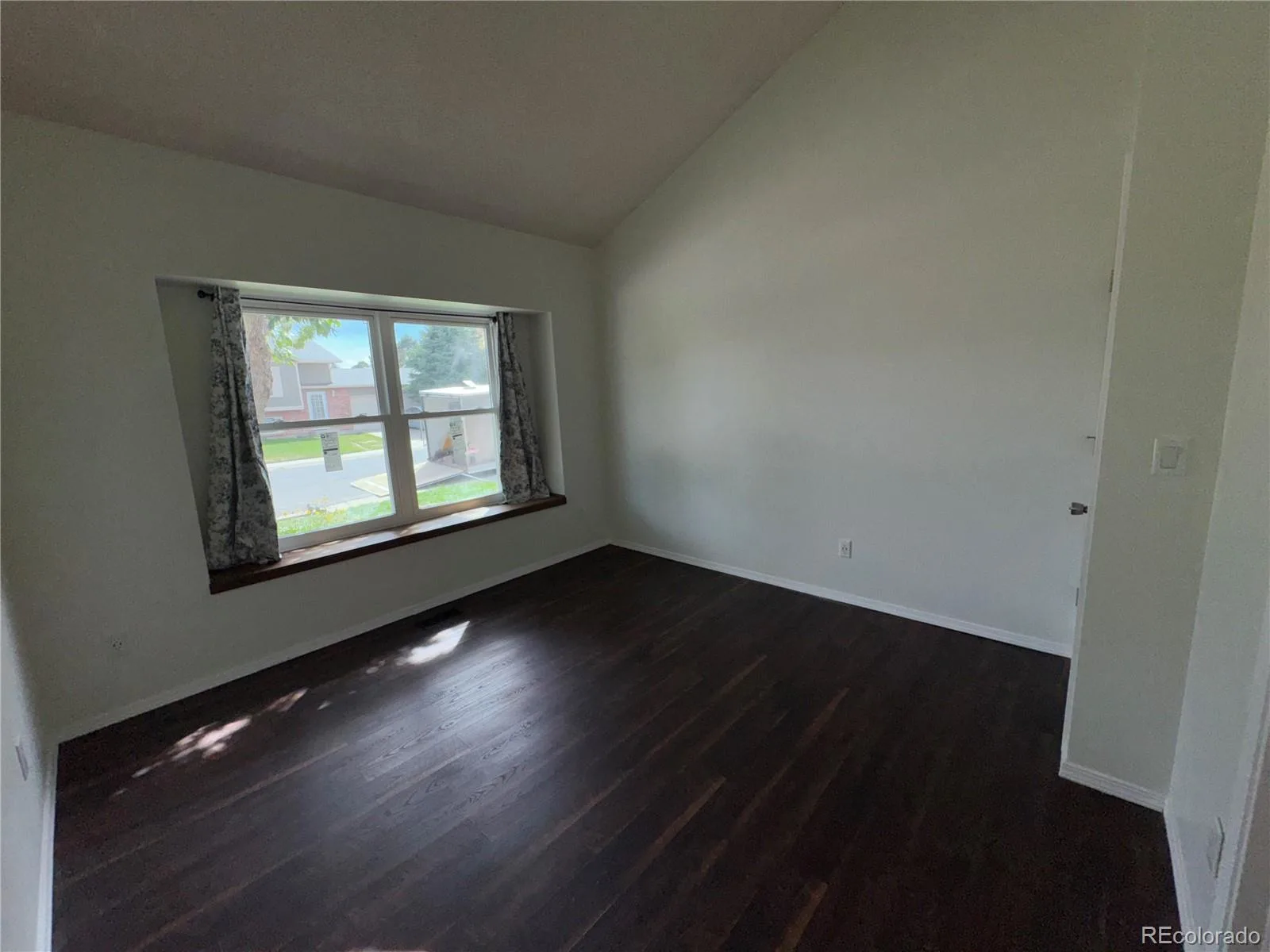 19727 E Oxford Drive Aurora CO 80013 | MLS #REC2383075 08272026232700 1600 13