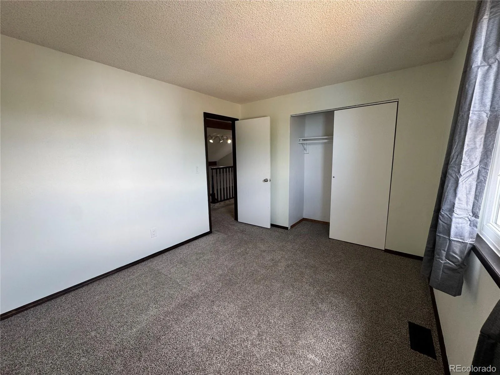 19727 E Oxford Drive Aurora CO 80013 | MLS #REC2383075 08272026232700 1600 20