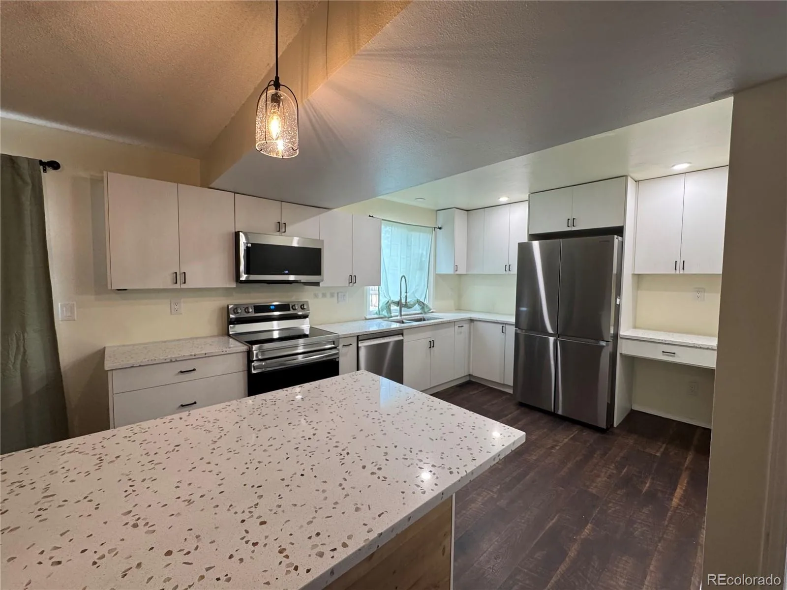 19727 E Oxford Drive Aurora CO 80013 | MLS #REC2383075 08272026232700 1600 3