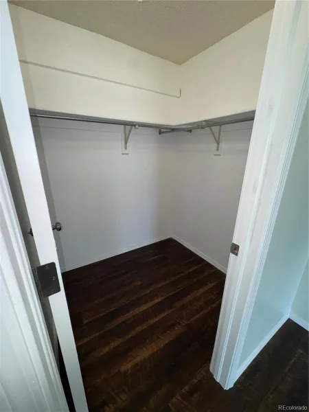 19727 E Oxford Drive Aurora CO 80013 | MLS #REC2383075 08272026232700 800 11