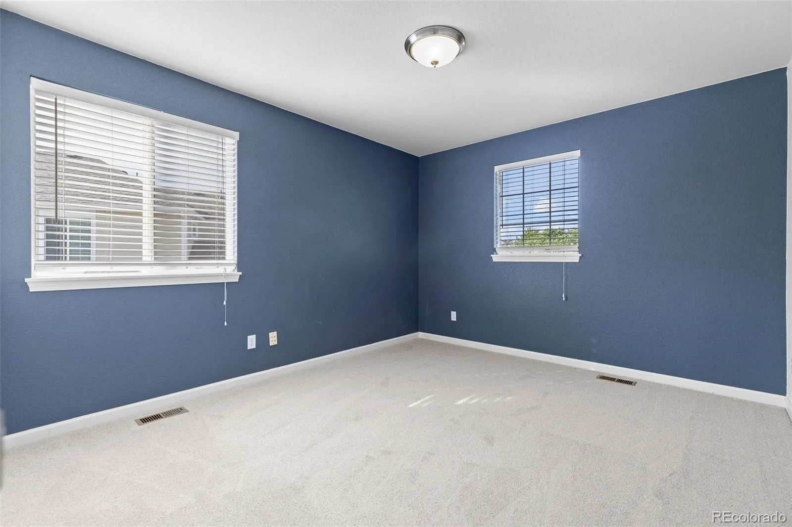 16879 E Caley Circle Aurora CO 80016 MLS #REC2383376 05162026050527 1600 25