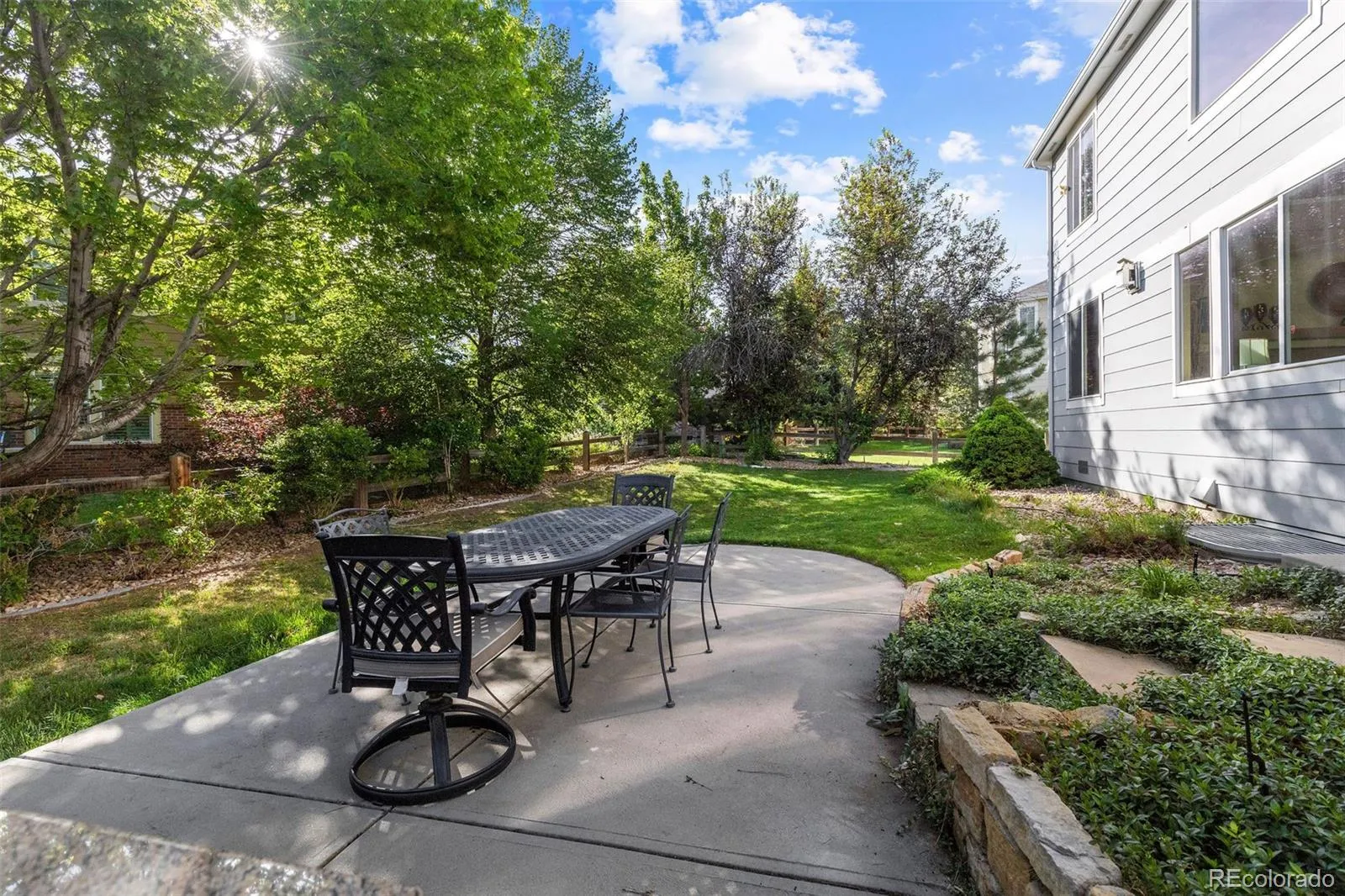 16879 E Caley Circle Aurora CO 80016 MLS #REC2383376 05162026050527 1600 28