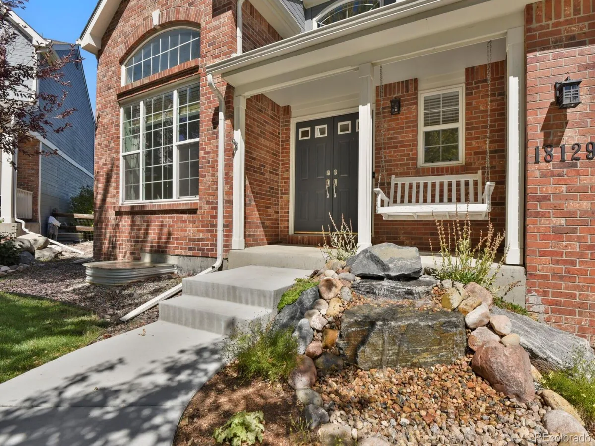 18129 E Caley Circle Aurora CO 80016 | MLS #REC2383813 09262026162041 1200 2