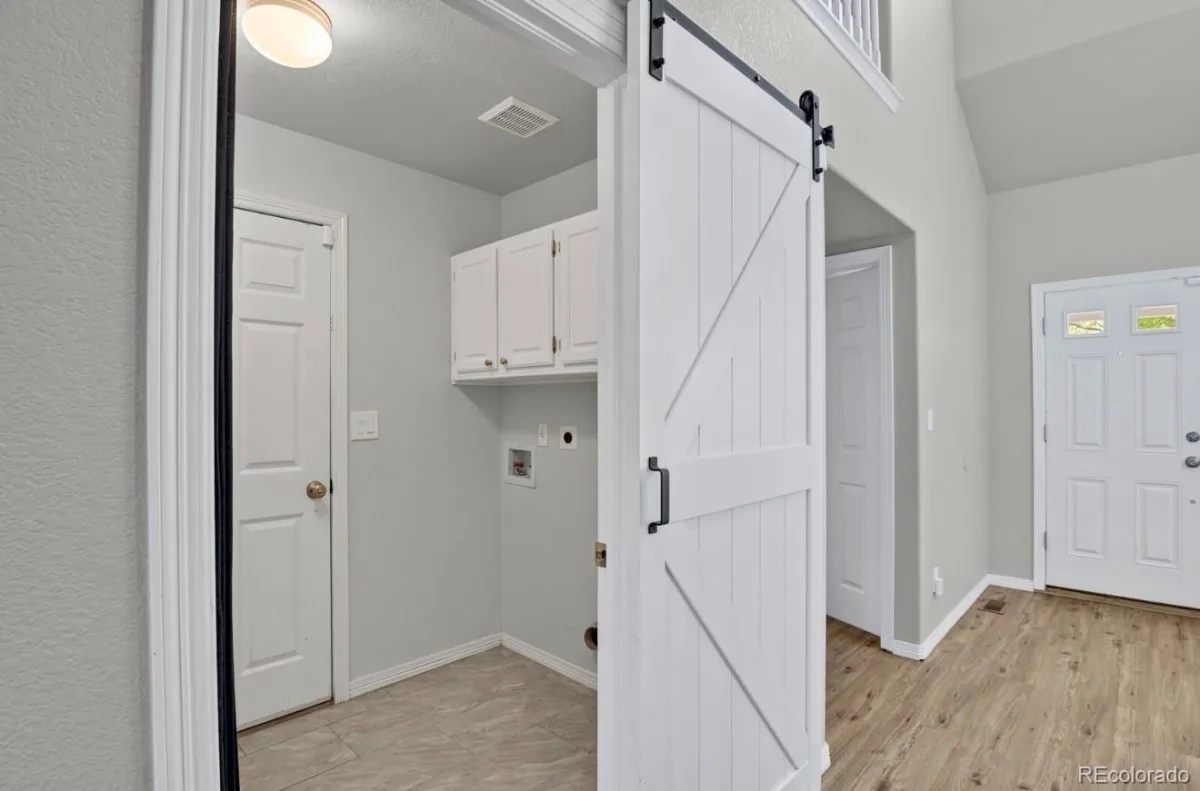 18129 E Caley Circle Aurora CO 80016 | MLS #REC2383813 09262026162041 1200 20