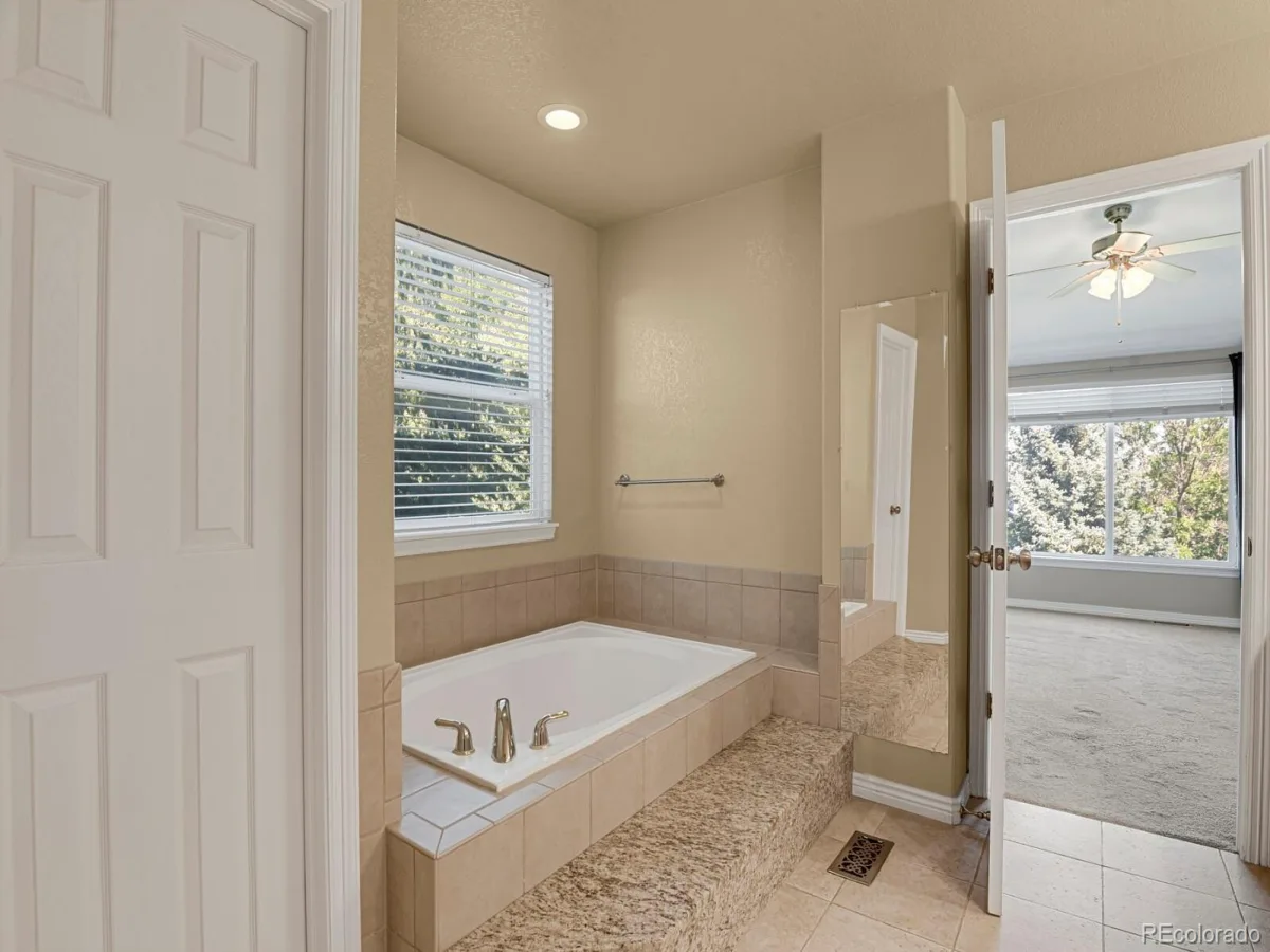 18129 E Caley Circle Aurora CO 80016 | MLS #REC2383813 09262026162041 1200 25