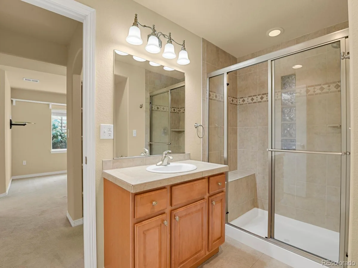 18129 E Caley Circle Aurora CO 80016 | MLS #REC2383813 09262026162041 1200 39
