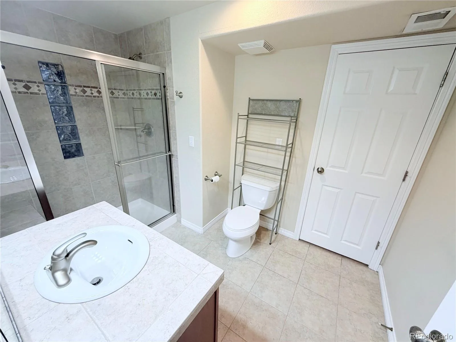 18129 E Caley Circle Aurora CO 80016 | MLS #REC2383813 09262026162041 1600 38