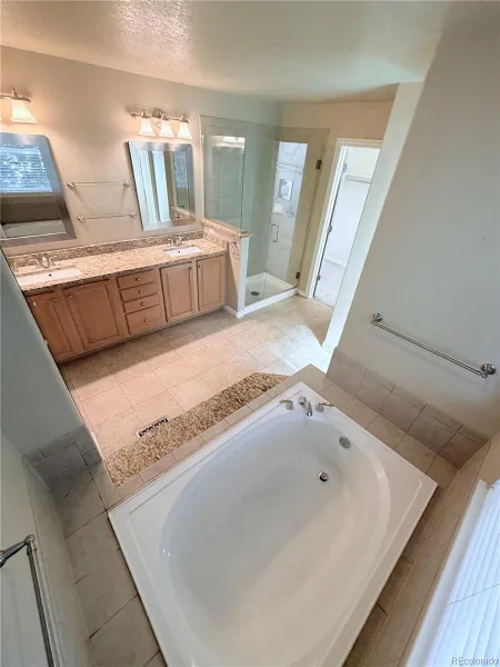 18129 E Caley Circle Aurora CO 80016 | MLS #REC2383813 09262026162041 800 23
