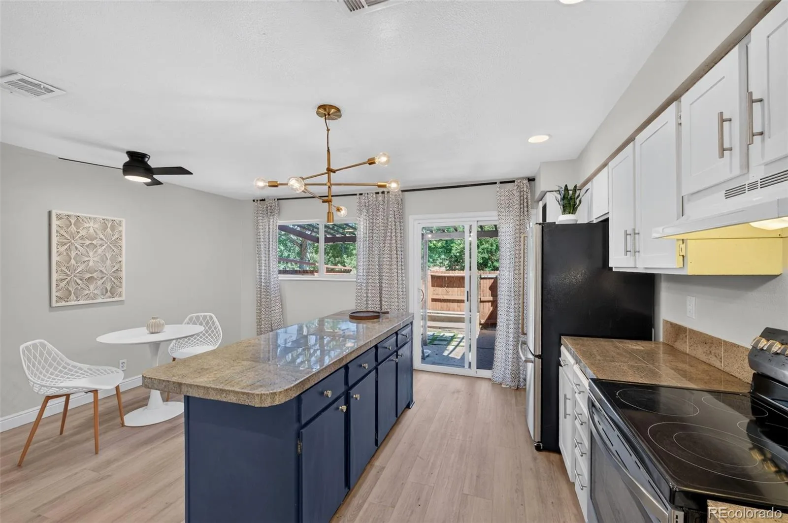 1306 S Carson Way Aurora CO 80012 | MLS #REC2384583 09052026132922 1600 12