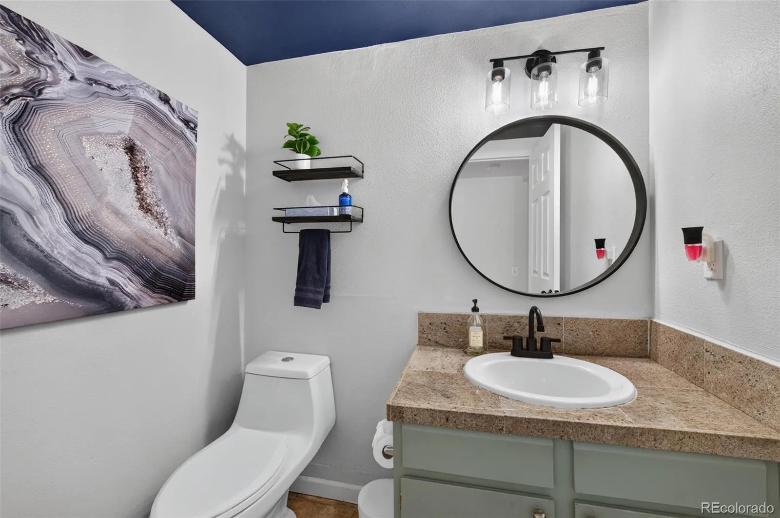 1306 S Carson Way Aurora CO 80012 | MLS #REC2384583 09052026132922 1600 14
