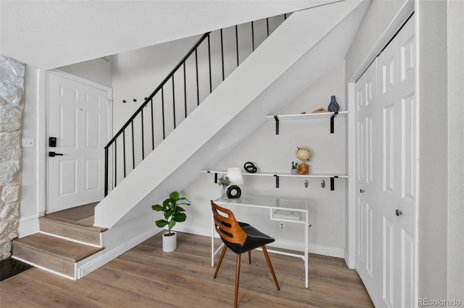 1306 S Carson Way Aurora CO 80012 | MLS #REC2384583 09052026132922 1600 2