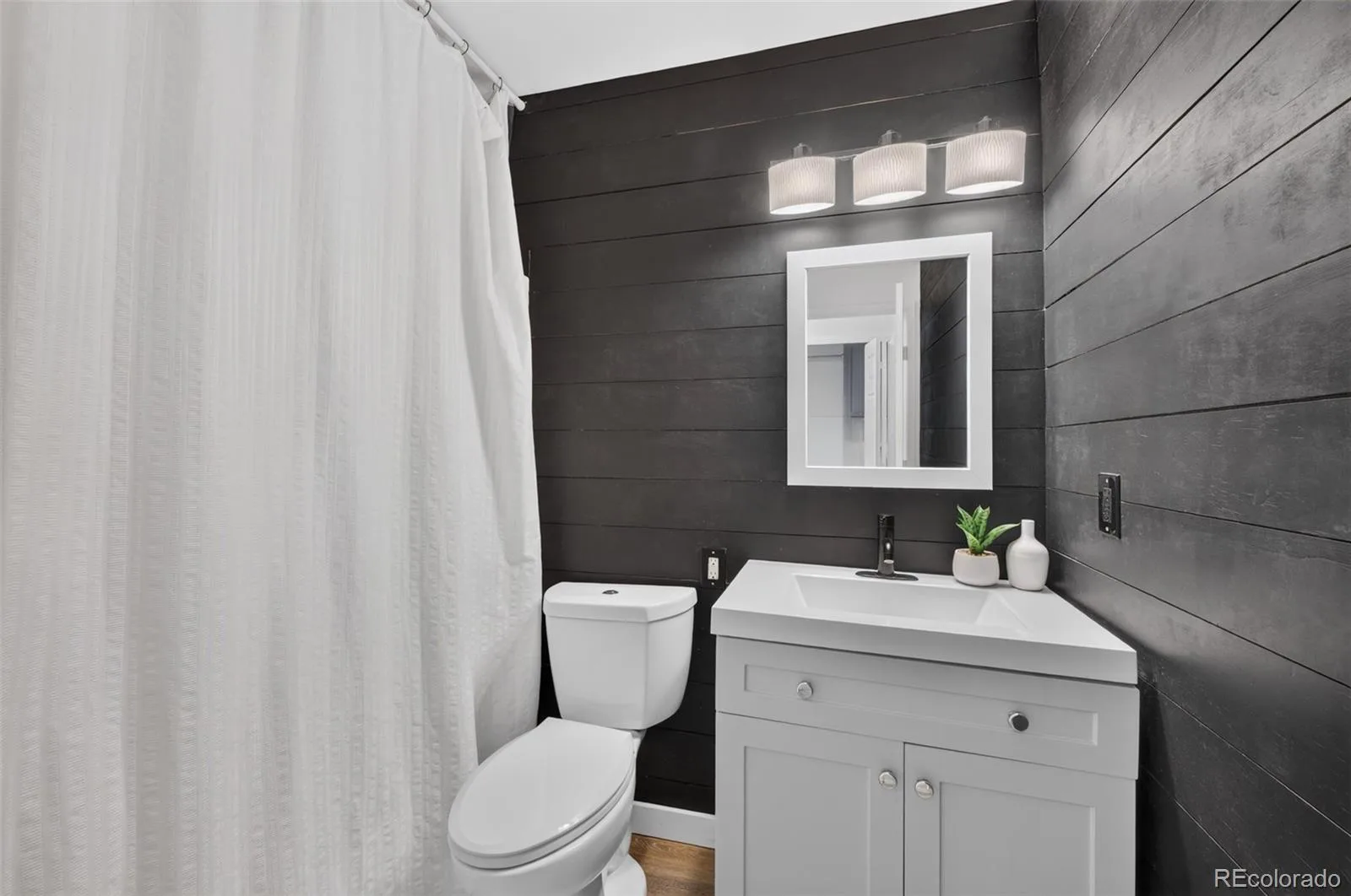 1306 S Carson Way Aurora CO 80012 | MLS #REC2384583 09052026132922 1600 20