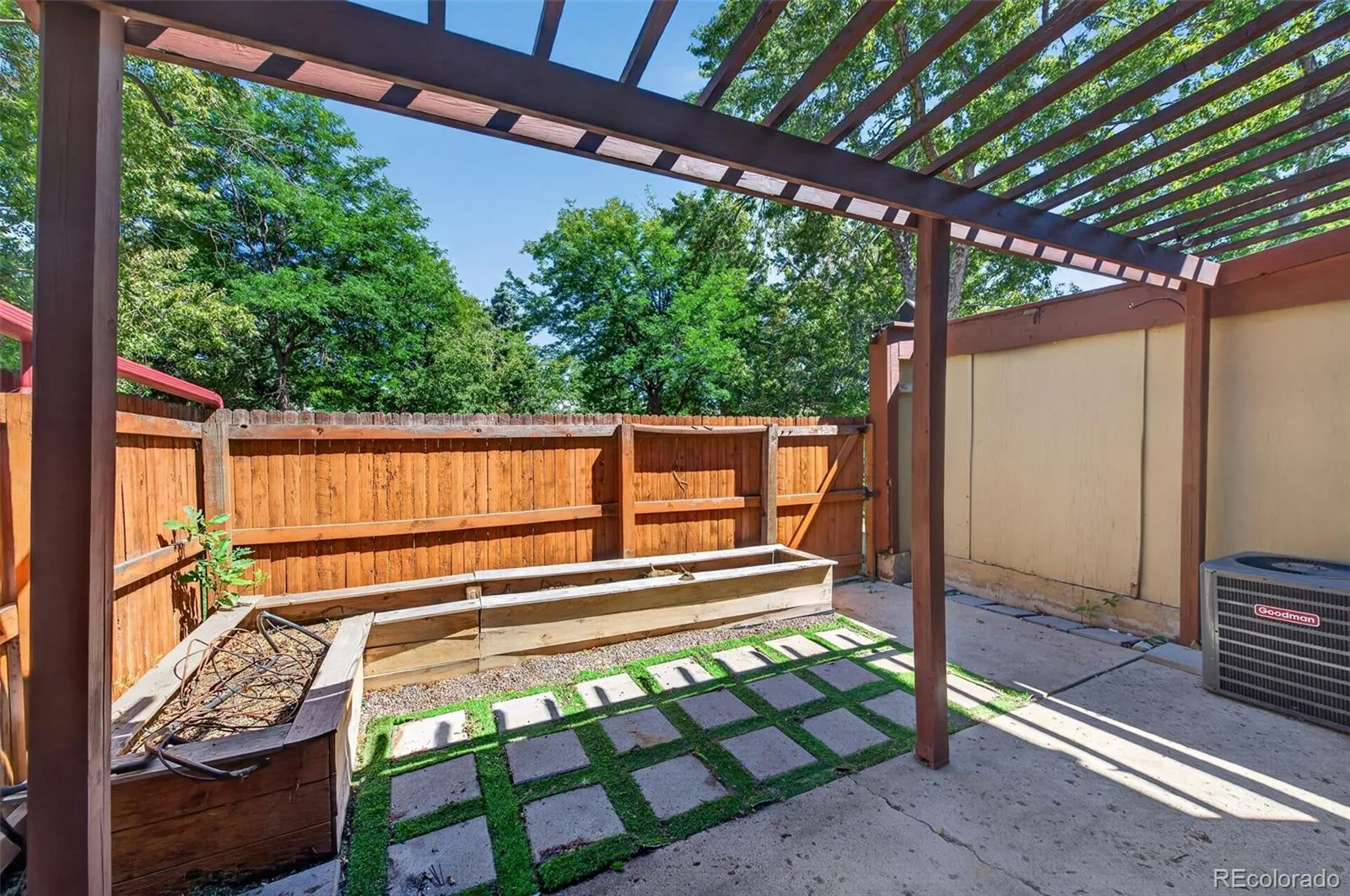 1306 S Carson Way Aurora CO 80012 | MLS #REC2384583 09052026132922 1600 26