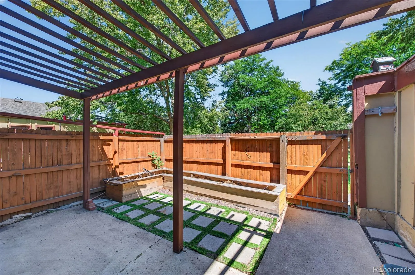 1306 S Carson Way Aurora CO 80012 | MLS #REC2384583 09052026132922 1600 27