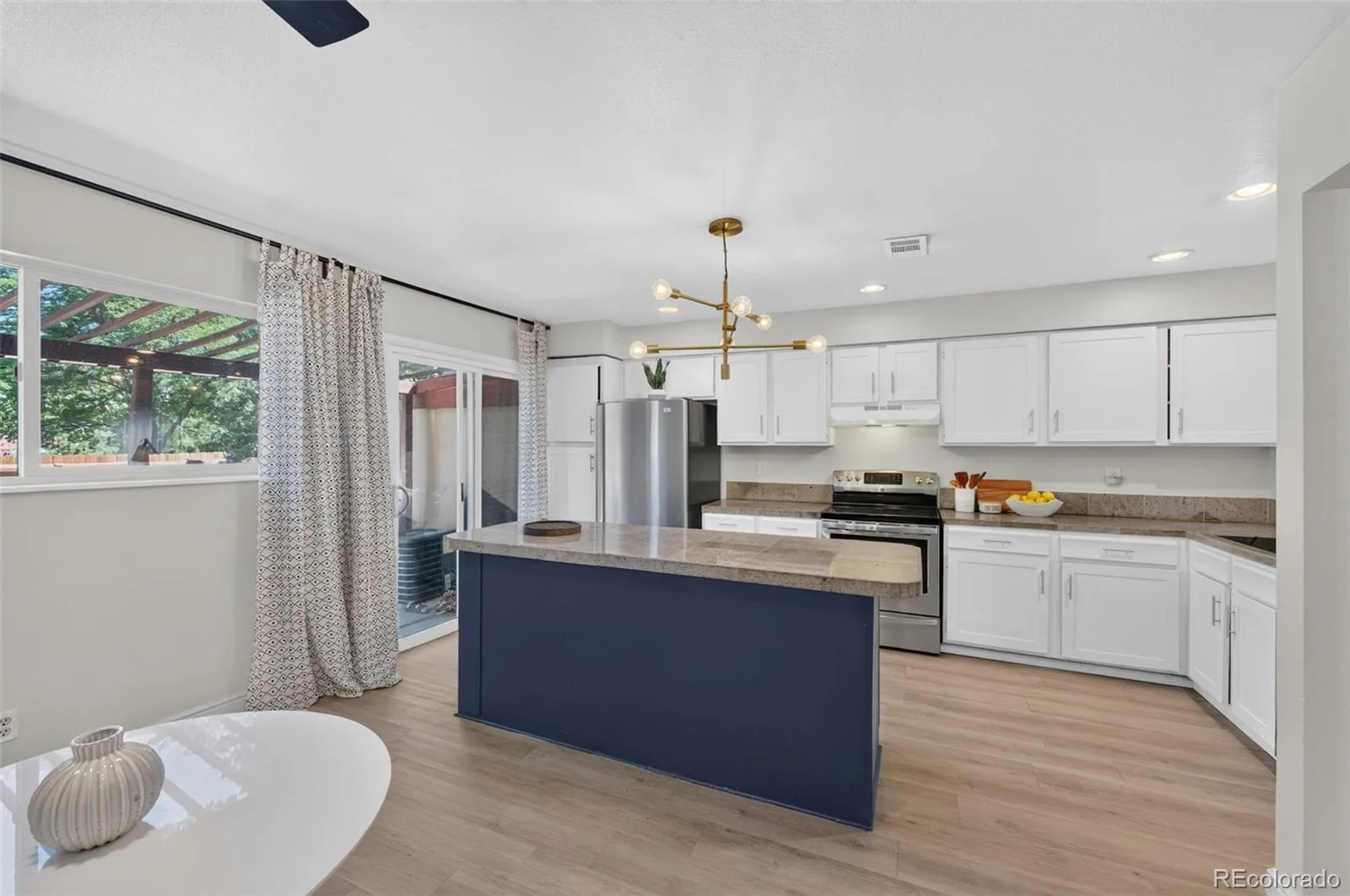 1306 S Carson Way Aurora CO 80012 | MLS #REC2384583 09052026132922 1600 9