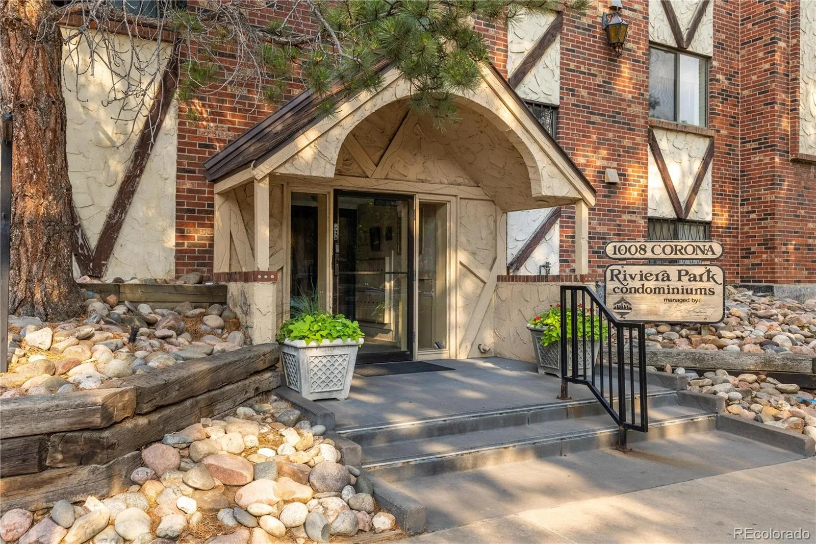 1008 N Corona Street #303 Denver CO 80218 | MLS #REC2387566 08282026154755 1600 15