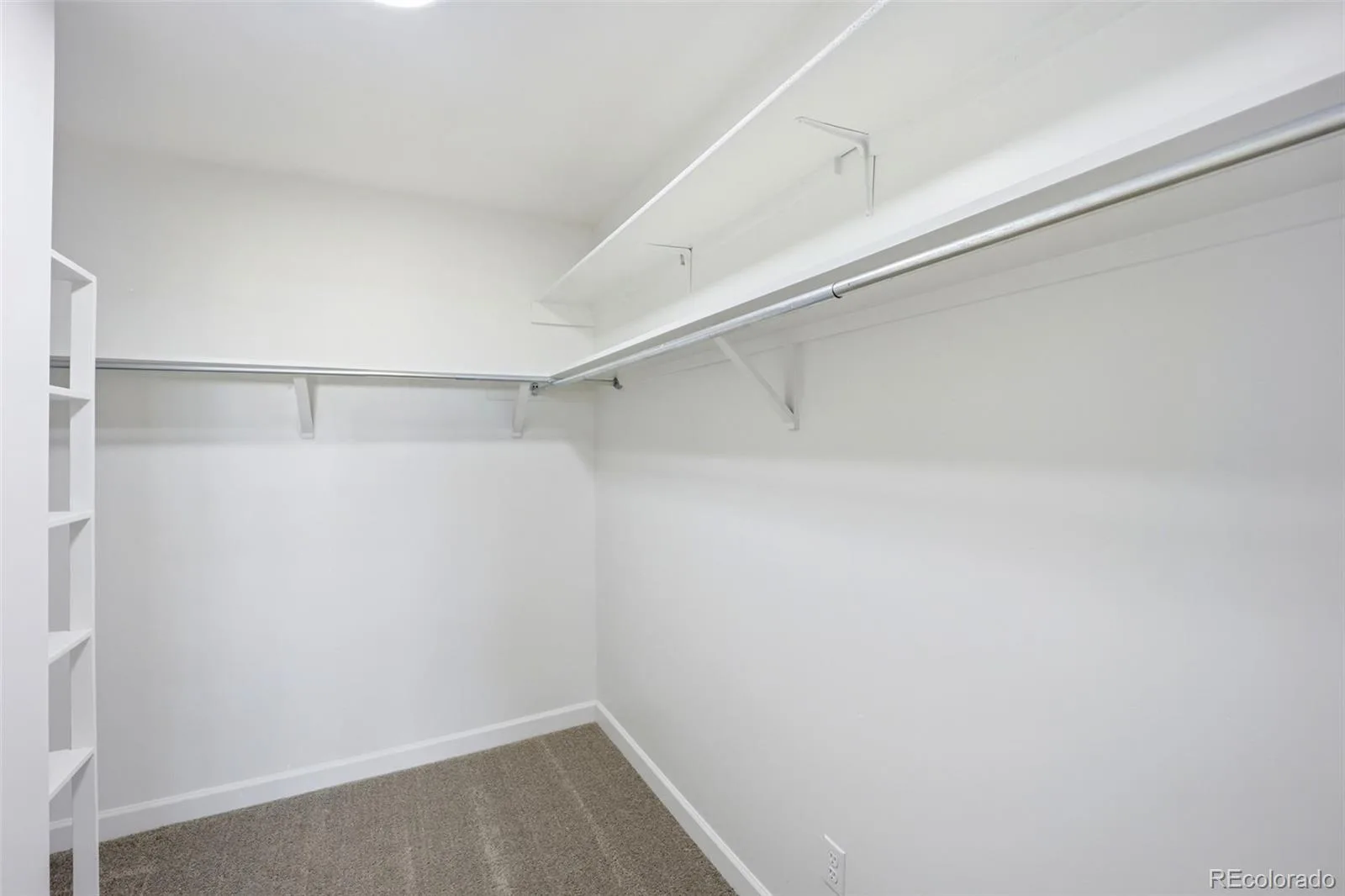 9335 E Center Avenue #10C Denver CO 80247 | MLS #REC2388356 08292026040223 1600 27