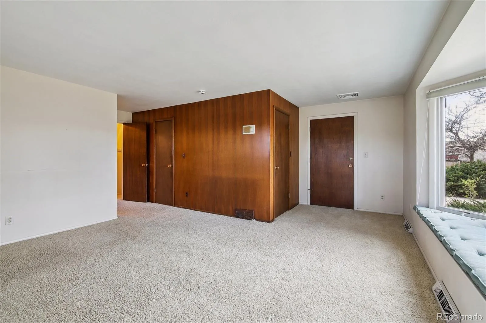 04032026220233 1600 12