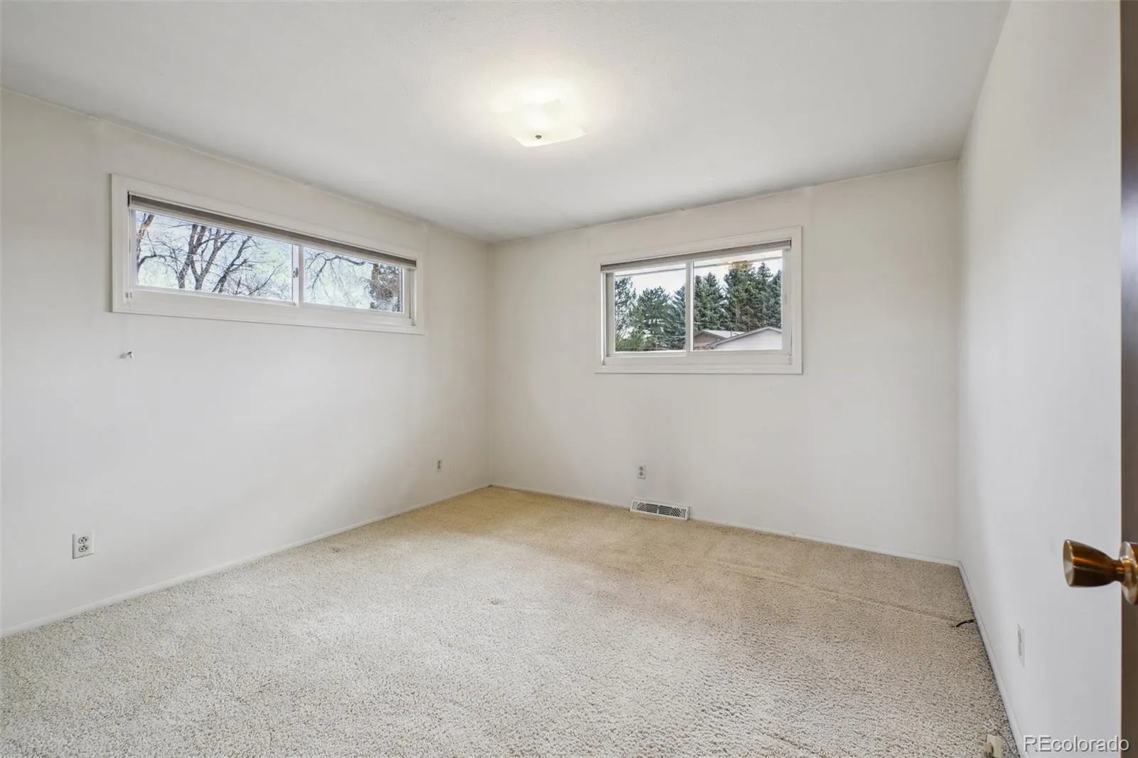 04032026220233 1600 17