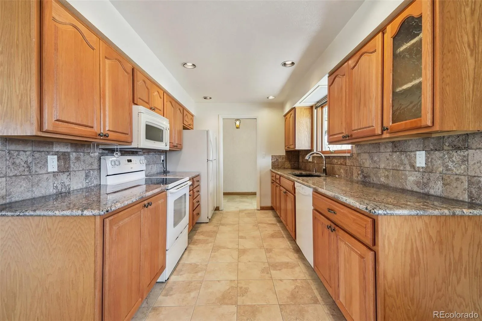 04032026220233 1600 9