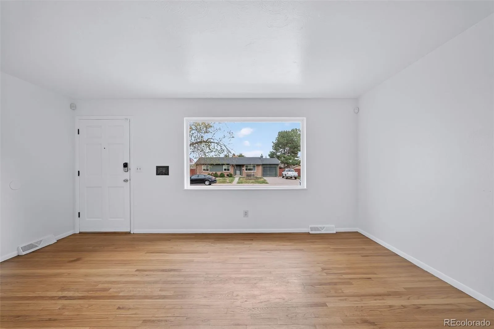 04032026180518 1600 11