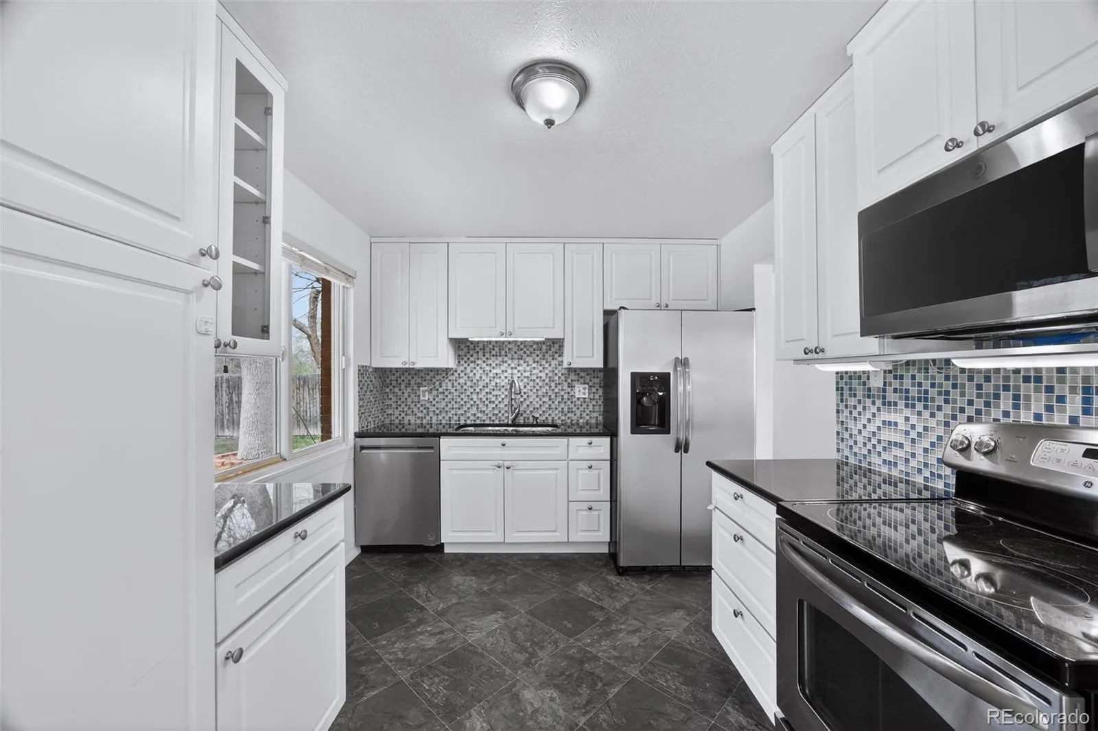 04032026180518 1600 15