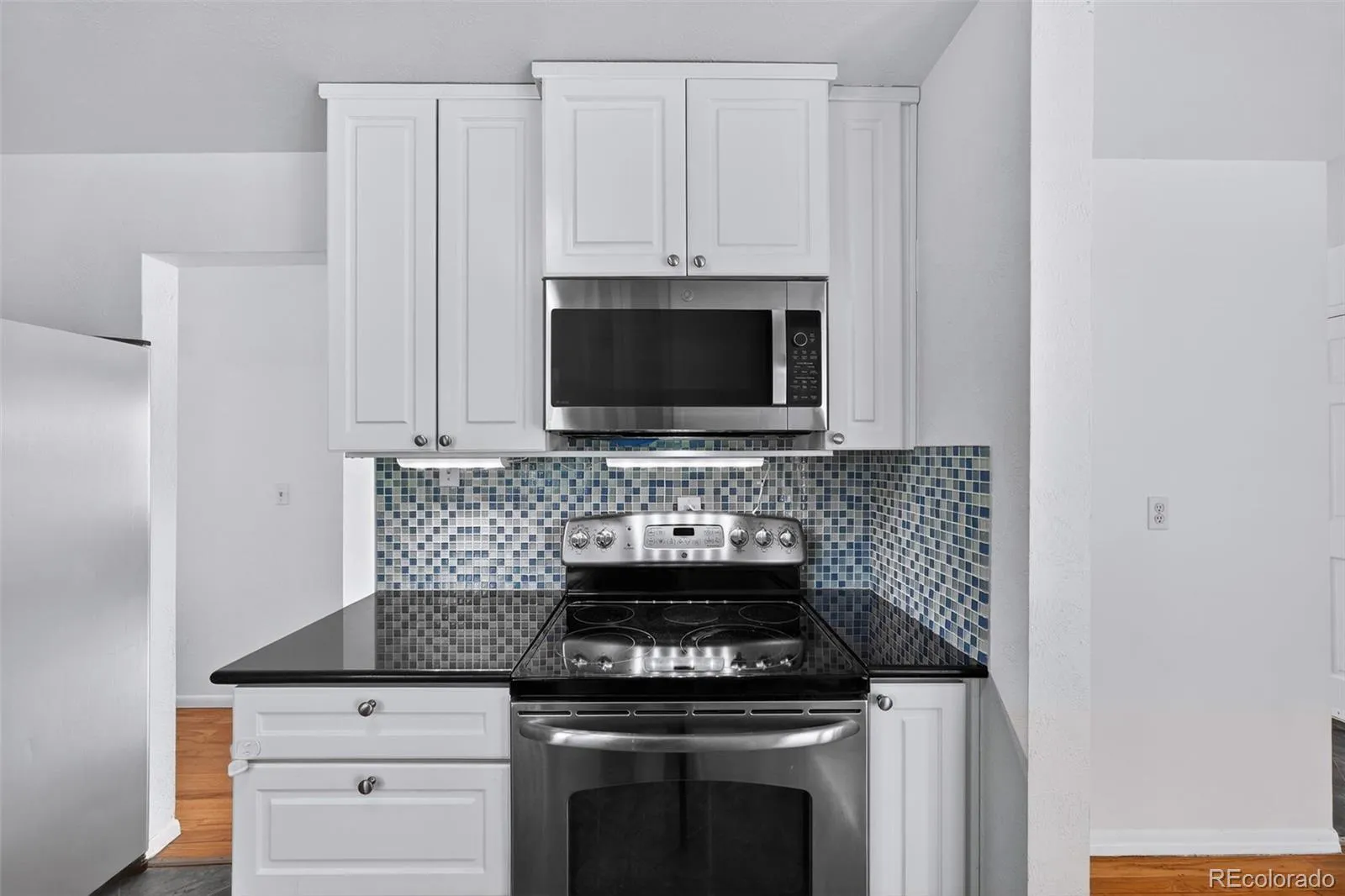 04032026180518 1600 16