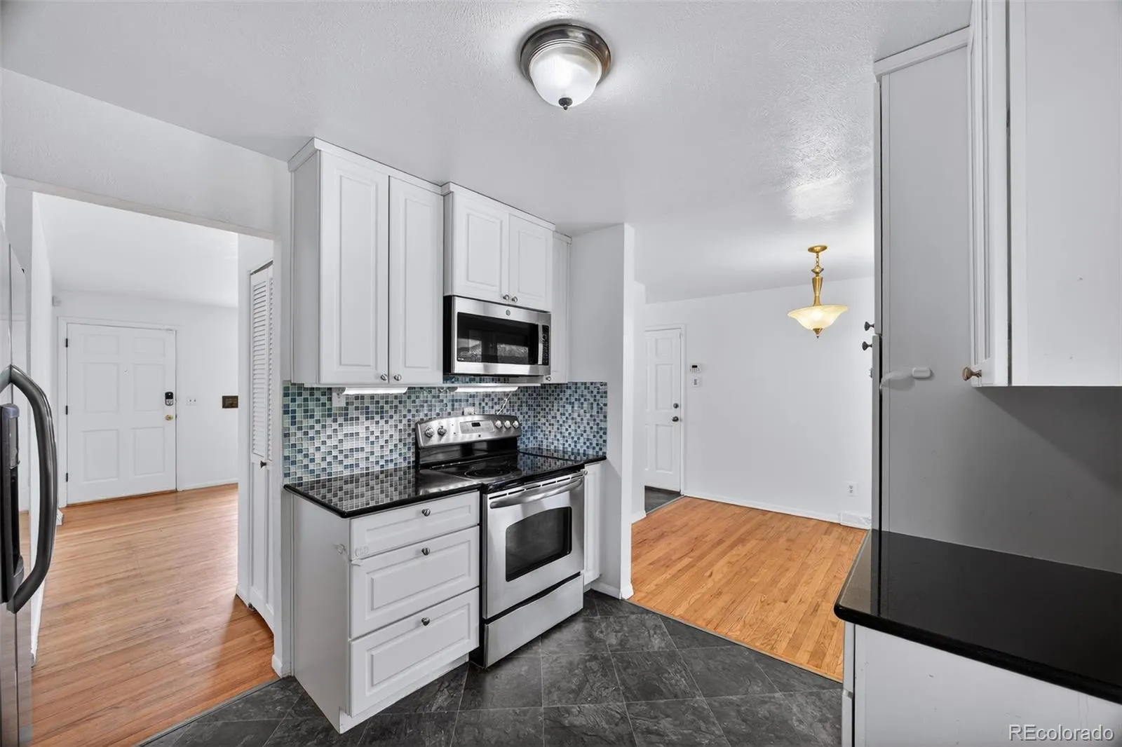 04032026180518 1600 17