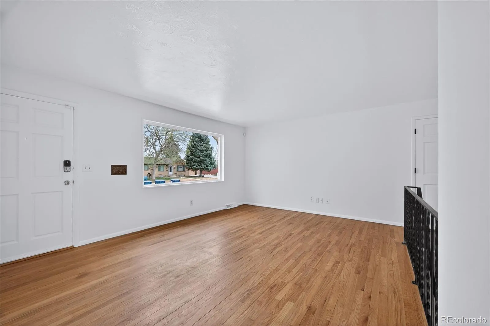 04032026180518 1600 7