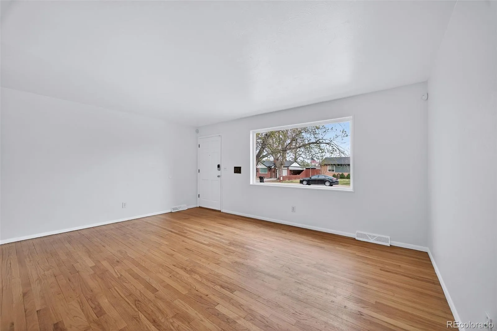 04032026180518 1600 8