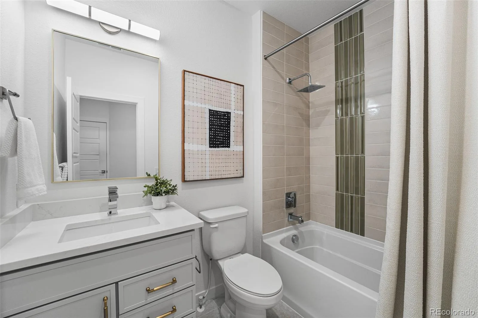12281 W 58th Court Arvada CO 80004 | MLS #REC2392035 08262026154700 1600 44