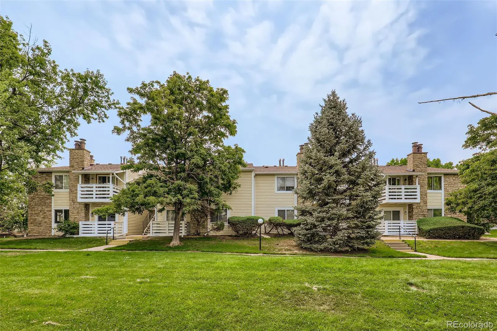 8555 Fairmount Drive #A104 Denver CO 80247 MLS #REC2392477 02032026175622 1600 1