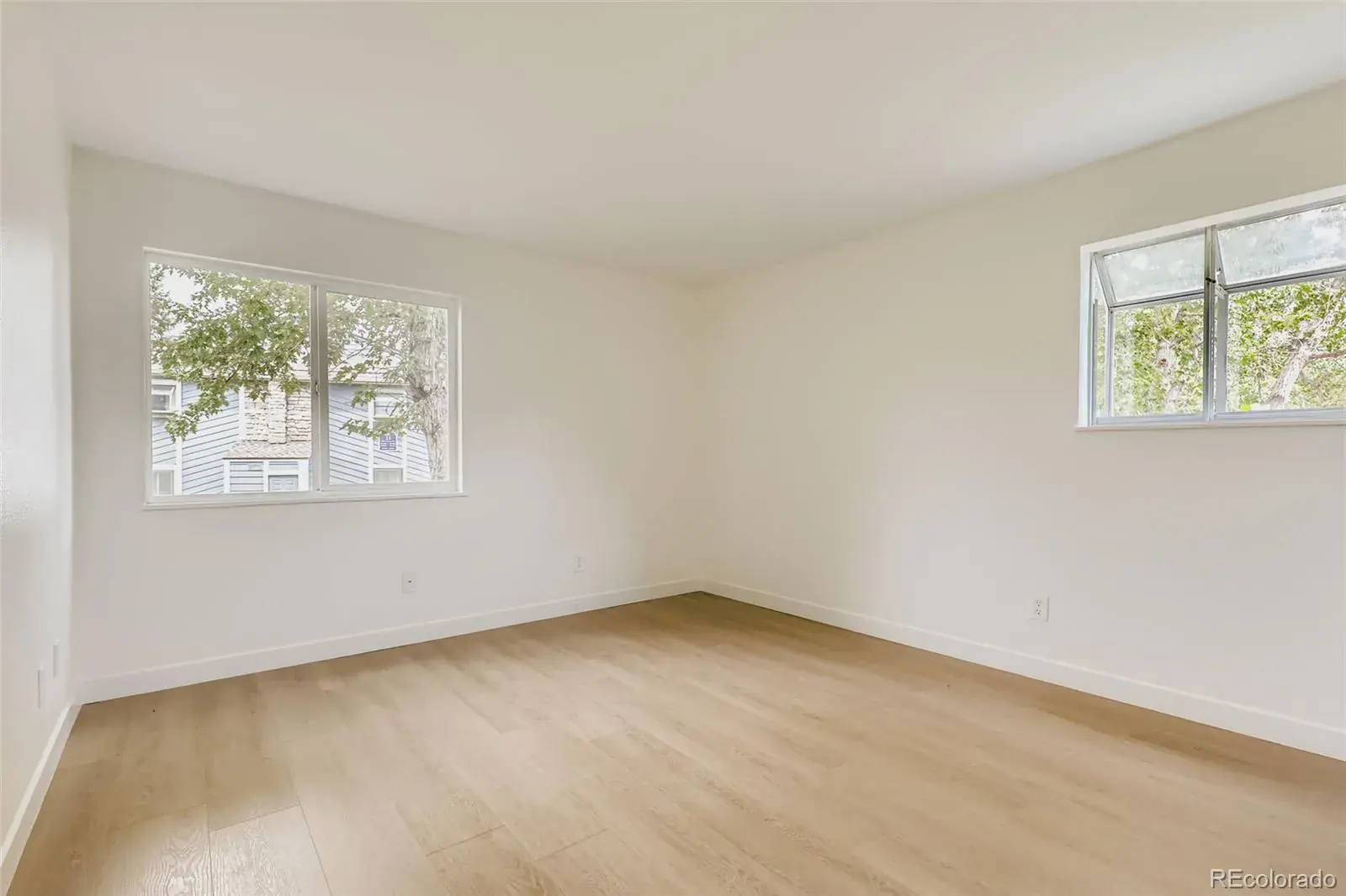 8555 Fairmount Drive #A104 Denver CO 80247 MLS #REC2392477 02032026175622 1600 16