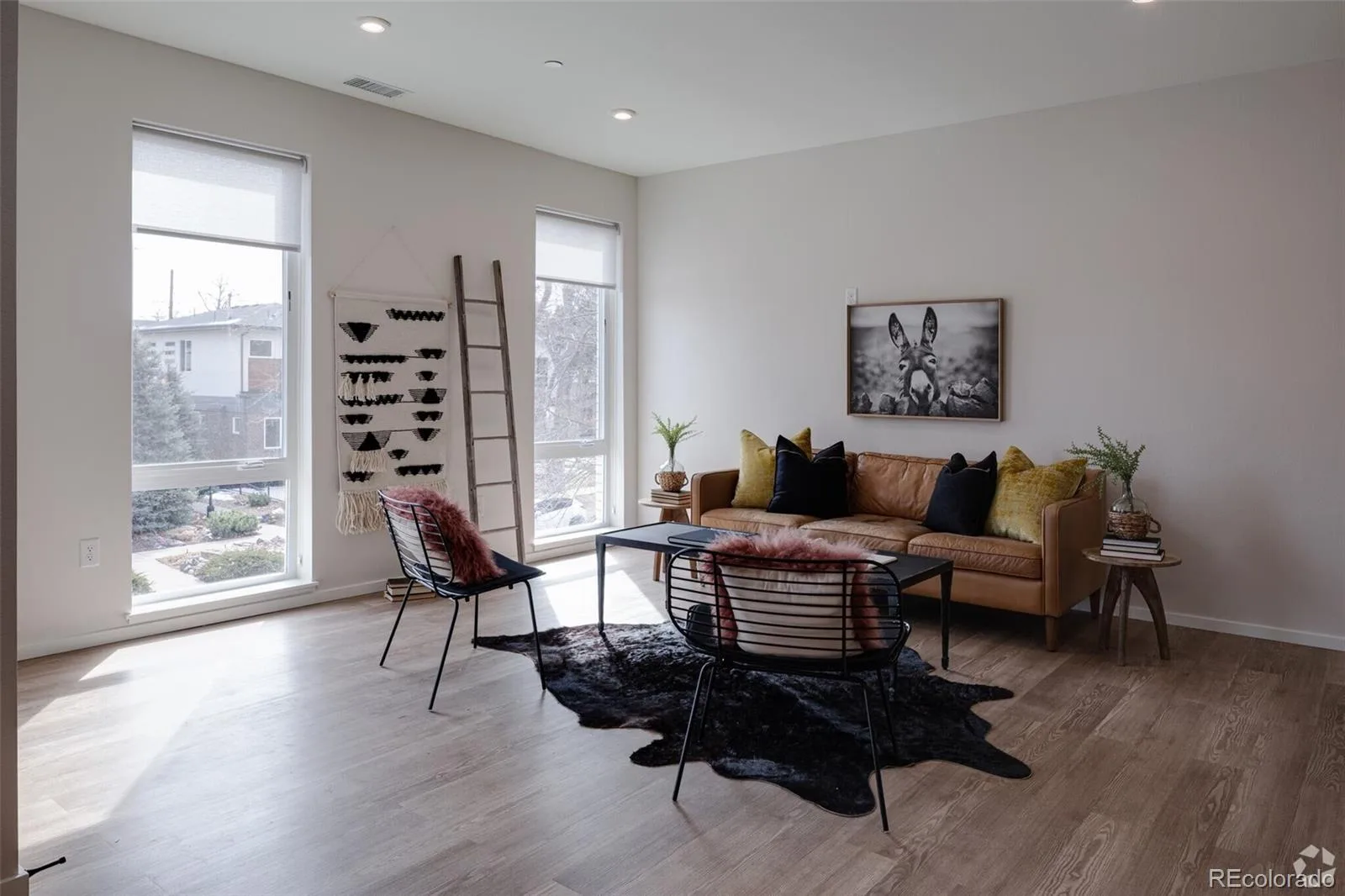 2049 S Columbine #302 Denver CO 80219 | MLS #REC2393587 10072026175126 1600 2