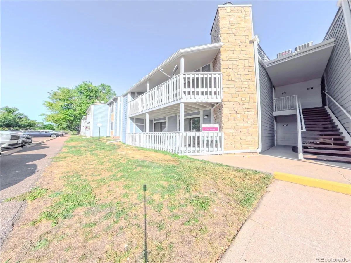 8335 Fairmount Drive #102 #4 Denver CO 80247 | MLS #REC2395022 08222026191452 1200 18