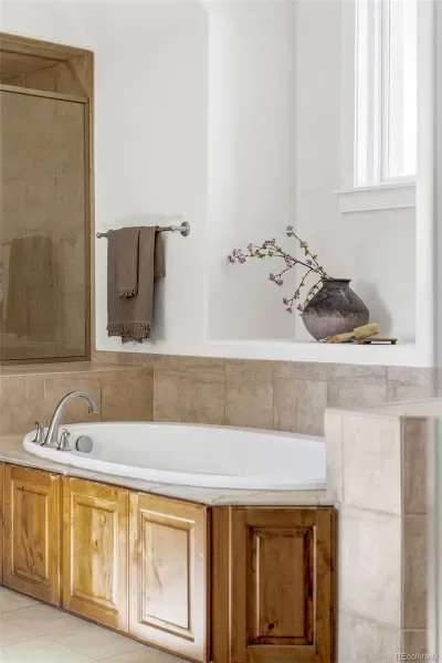 03252026171001 800 16