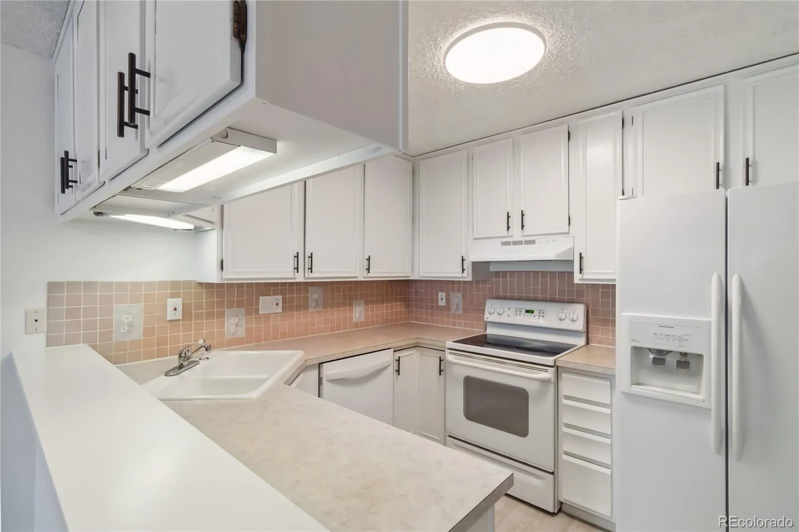 04162026212259 1600 14