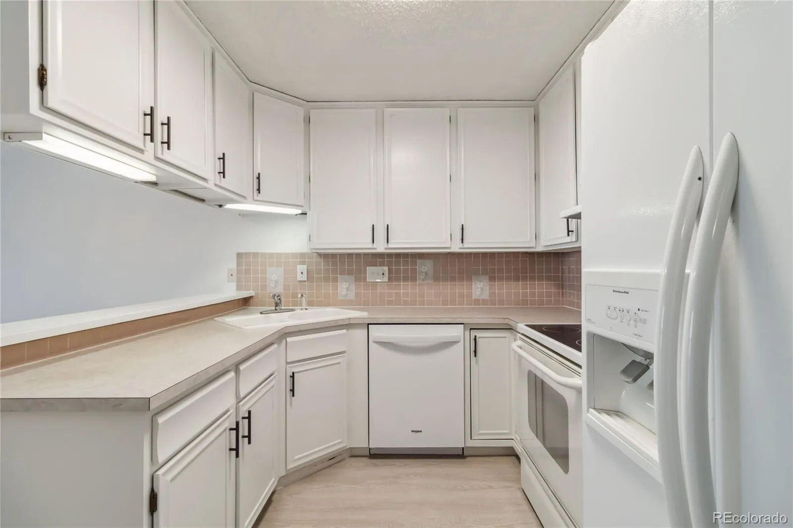 04162026212259 1600 15