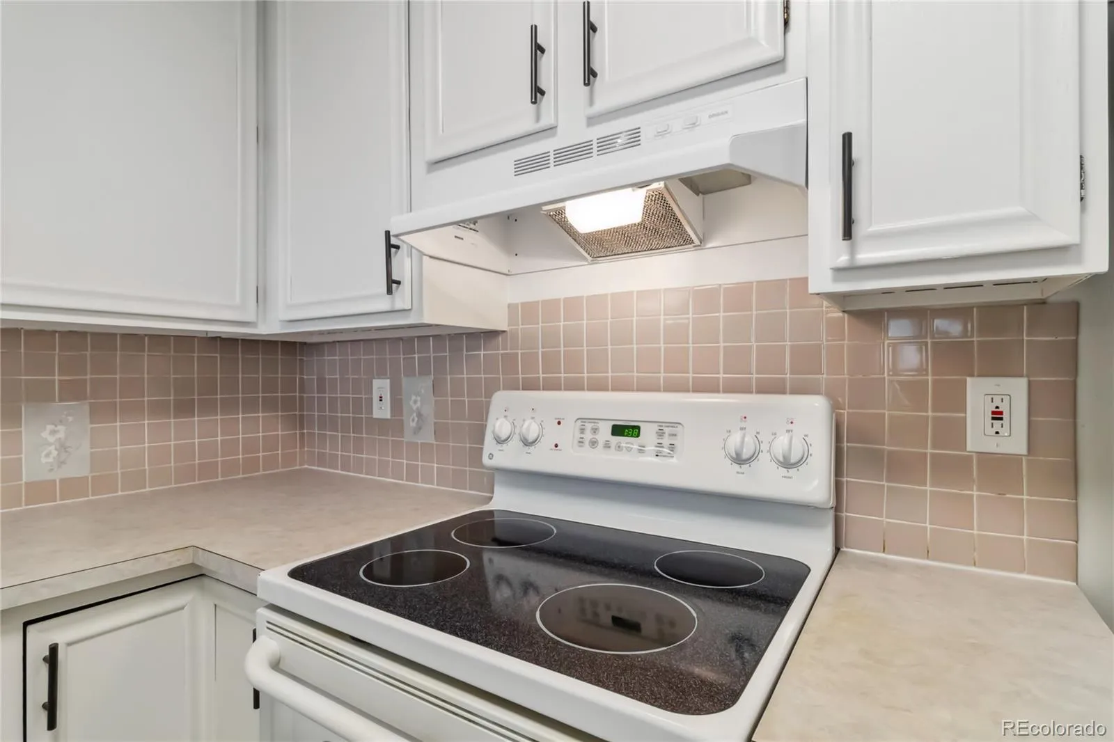 04162026212259 1600 16