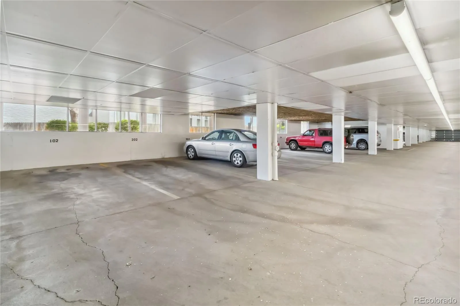 04162026212259 1600 32